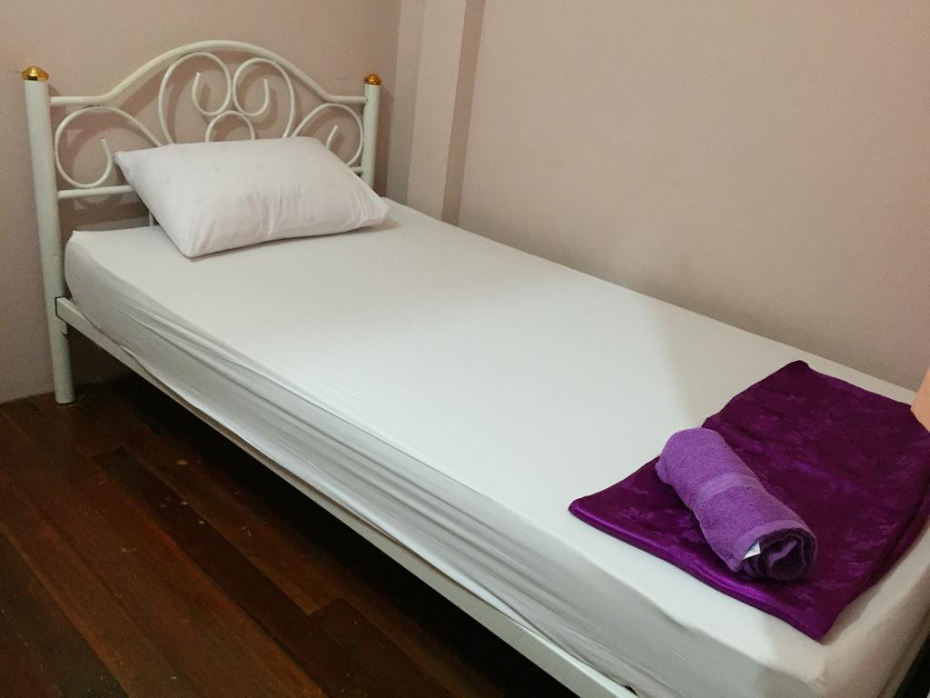 Ricos Honey Place Guesthouse Μπανγκόκ Εξωτερικό φωτογραφία