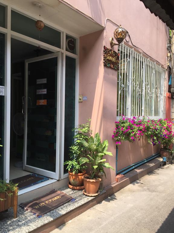 Ricos Honey Place Guesthouse Μπανγκόκ Εξωτερικό φωτογραφία