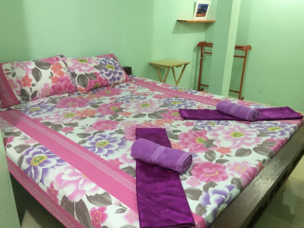 Ricos Honey Place Guesthouse Μπανγκόκ Εξωτερικό φωτογραφία