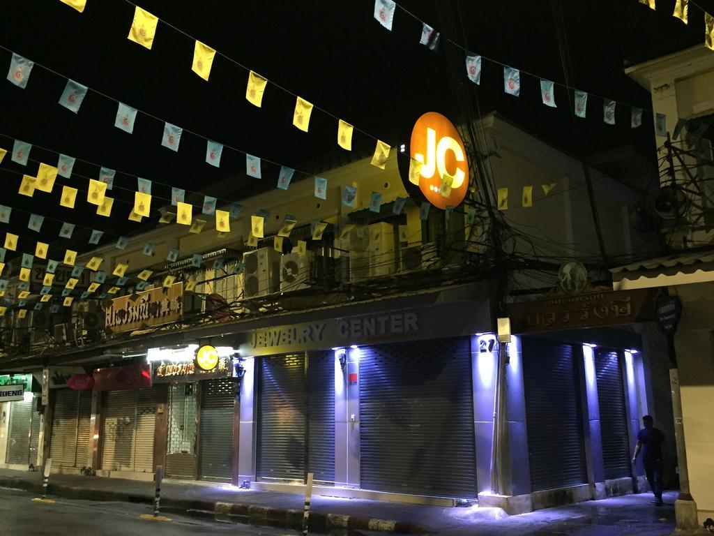 Ricos Honey Place Guesthouse Μπανγκόκ Εξωτερικό φωτογραφία